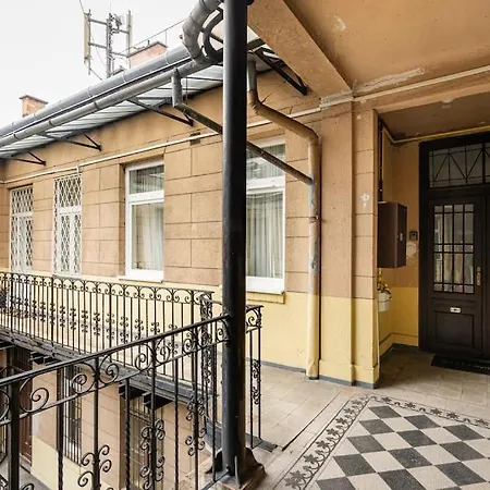 Warm Elegance Retreat : 75 M2 Comfort Near New York Cafe * Boedapest
